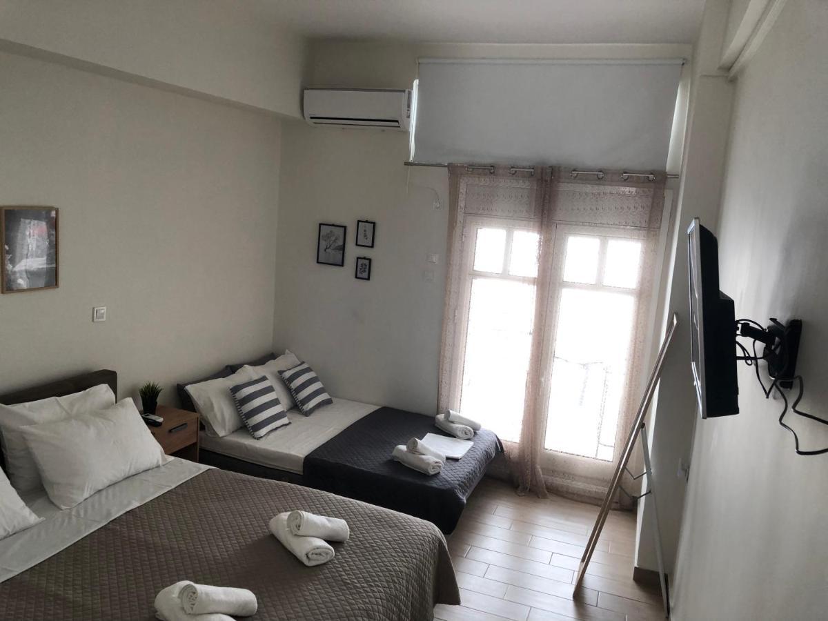 Chris3 Apartment Kalamata Exterior photo